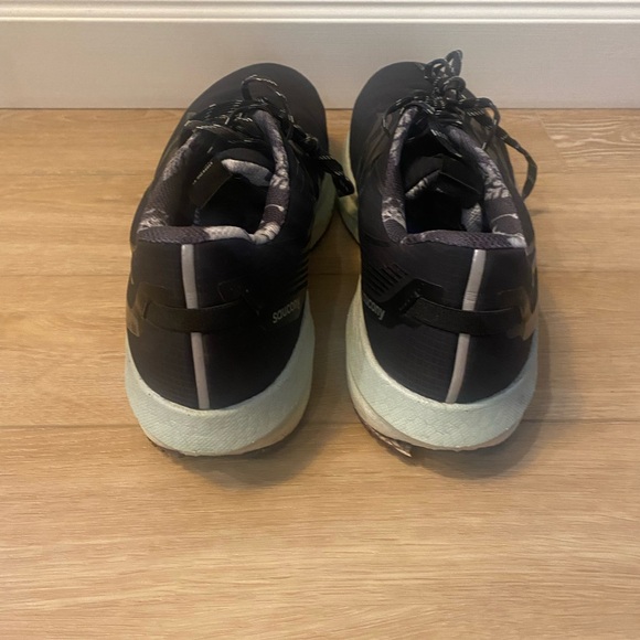 Saucony Triumph 20 Runshield shoes in men’s size 14 - Picture 5 of 5